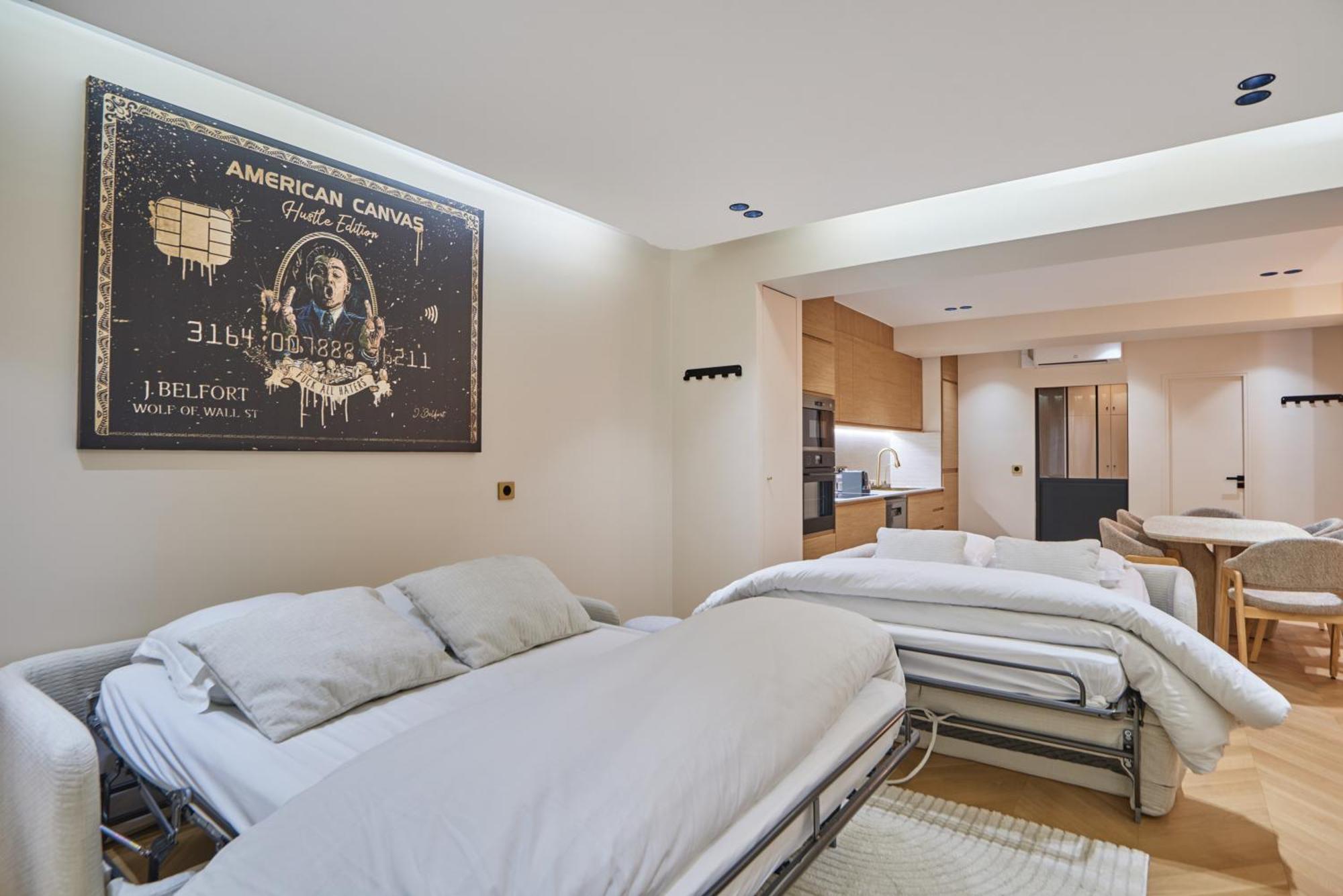 Rent A - Caire, Montorgueil Paris