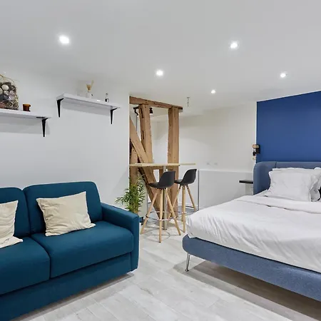 Apartment Rent A - Caire, Montorgueil Paris