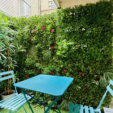 Apartment Rent A - Caire, Montorgueil Paris
