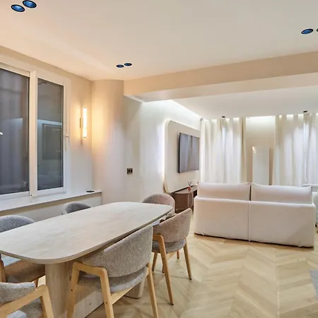 Apartment Rent A - Caire, Montorgueil