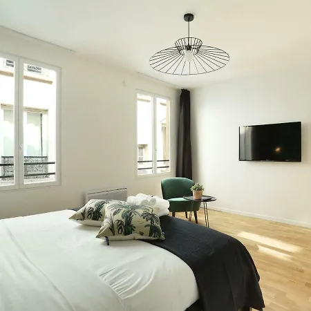 Apartment Rent A - Caire, Montorgueil