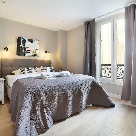 Rent A - Caire, Montorgueil Parigi