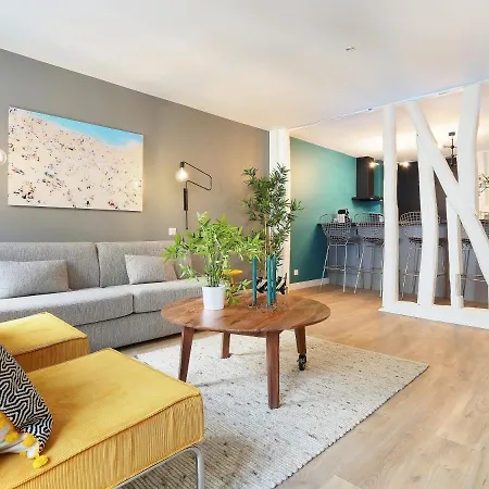 Rent A - Caire, Montorgueil * Parigi